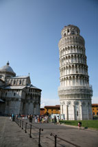 pisa leaning tower italy