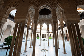 alhambra courtyard