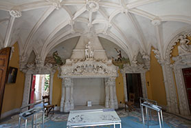 quinta da regaleira fireplace