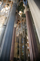 sagrada familia pillars 2